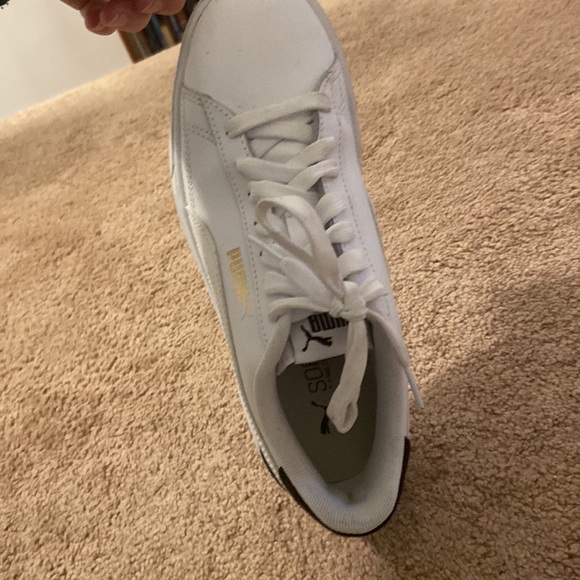 White puma shoes size 5 - Picture 5 of 6